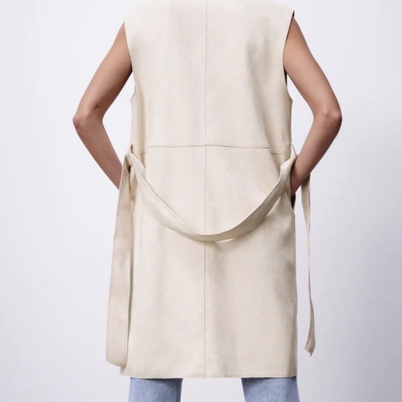 Zara sleeveless suede coat NWOT- open to offers!! - Picture 4 of 4